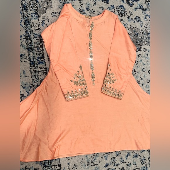 Mirror Work Dupatta and Shirt - Picture 3 of 3